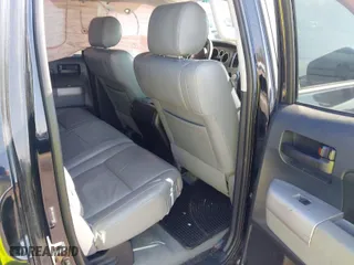 2007 Toyota Tundra SR5 with VIN 5TBRV54147S450467, listed as a IAAI auction lot 41525818 with 193,596 mi miles. Bid and sale history available at carsss.com. Image 8.
