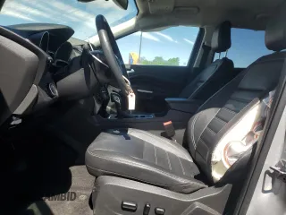 2019 Ford Escape Titanium с VIN 1FMCU9J90KUB85595, выставлен на аукционе Copart как лот 57410045 с пробегом 47 995 миль миль и Списание • Salvage title. История ставок и продаж доступна на DreamBid. Изображение 7.