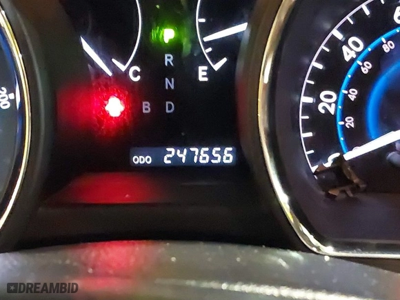 2009 Toyota Highlander Hybrid Limited with VIN JTEEW44A592026718, listed as a IAAI auction lot 41641805 with 247,656 mi miles. Bid and sale history available at carsss.com. Image 15.