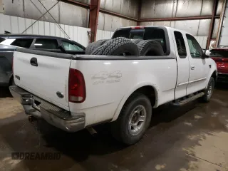 1999 Ford F-150 XL with VIN 1FTRX18LXXKA69025, listed as a Copart auction lot 52632395 with 0 mi miles and Clean Title. Bid and sale history available at carsss.com. Image 3.