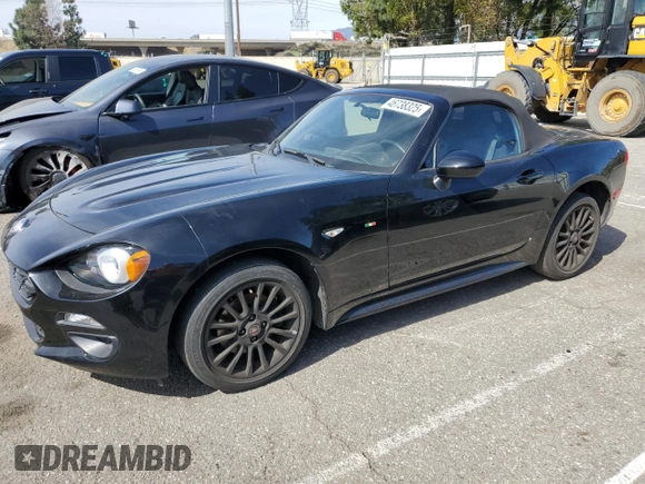 2017 FIAT 124 Spider Elaborazione Abarth z VIN JC1NFAEK6H0124254, wystawiony jako Copart lot #46738325 z przebiegiem 24 427 mil mil oraz Czysty tytuł • Clean title. Historia ofert i sprzedaży dostępna na DreamBid. Obrazek 1.