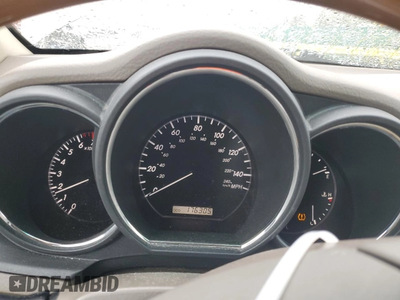 2008 Lexus RX with VIN 2T2HK31U18C079787, listed as a Copart auction lot 51016195 with 176,305 mi miles and Salvage Title. Bid and sale history available at carsss.com. Image 9.