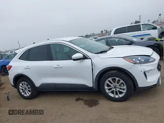 2020 Ford Escape SE с VIN 1FMCU0G62LUC72330, выставлен на аукционе IAAI как лот 42484552 с пробегом 43 999 миль миль и . История ставок и продаж доступна на DreamBid. Изображение 13.