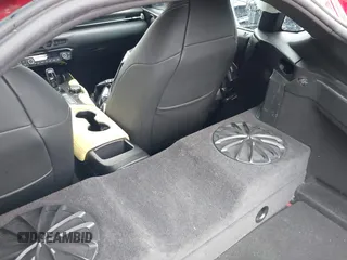 2021 Toyota Supra 3.0 z VIN WZ1DB0C03MW040150, wystawiony jako IAAI lot #42704929 z przebiegiem 15 076 mil mil oraz . Historia ofert i sprzedaży dostępna na DreamBid. Obrazek 8.