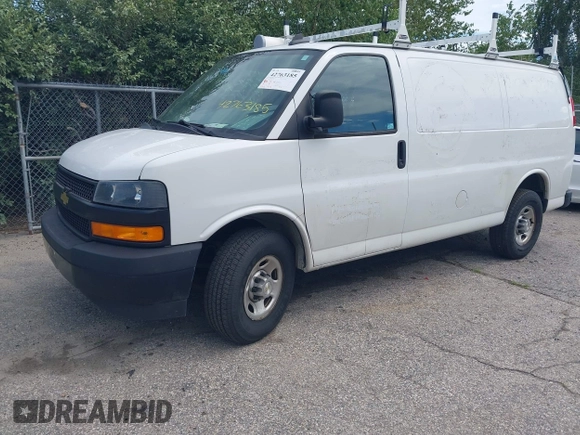 2021 Chevrolet Express Cargo with VIN 1GCWGAFP6M1231601, listed as a IAAI auction lot 42763185 with 105,783 mi miles and . Bid and sale history available at DreamBid. Image 2.