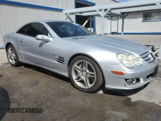 2007 Mercedes-Benz SL z VIN WDBSK77F67F119103, wystawiony jako Copart lot #53900205 z przebiegiem 70 877 mil mil oraz Czysty tytuł • Clean title. Historia ofert i sprzedaży dostępna na DreamBid. Obrazek 4.