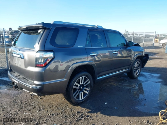 2017 Toyota 4Runner SR5 with VIN JTEBU5JRXH5431401, listed as a IAAI auction lot 41231941 with 133,324 mi miles. Bid and sale history available at carsss.com. Image 4.