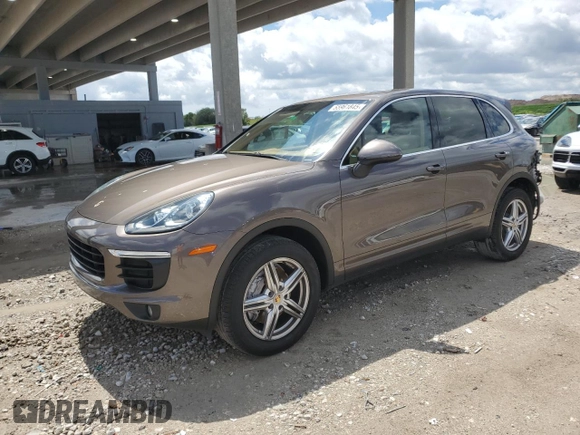 2016 Porsche Cayenne z VIN WP1AA2A22GKA11334, wystawiony jako Copart lot #55961845 z przebiegiem 73 174 mil mil oraz Szkoda całkowita • Salvage title. Historia ofert i sprzedaży dostępna na DreamBid. Obrazek 1.