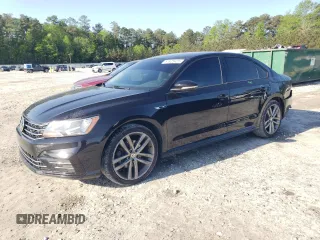 2018 Volkswagen Passat S z VIN 1VWAA7A3XJC045947, wystawiony jako Copart lot #51825425 z przebiegiem 74 687 mil mil oraz Szkoda całkowita • Salvage title. Historia ofert i sprzedaży dostępna na DreamBid. Obrazek 1.