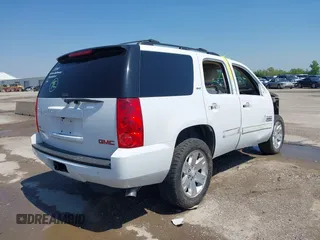 2011 GMC Yukon SLT z VIN 1GKS1CE00BR210794, wystawiony jako IAAI lot #41958998 z przebiegiem 225 407 mil mil oraz . Historia ofert i sprzedaży dostępna na DreamBid. Obrazek 4.