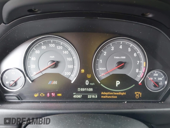 2015 BMW M3 with VIN WBS3C9C55FP803198, listed as a IAAI auction lot 41778014 with 45,367 mi miles and . Bid and sale history available at DreamBid. Image 7.
