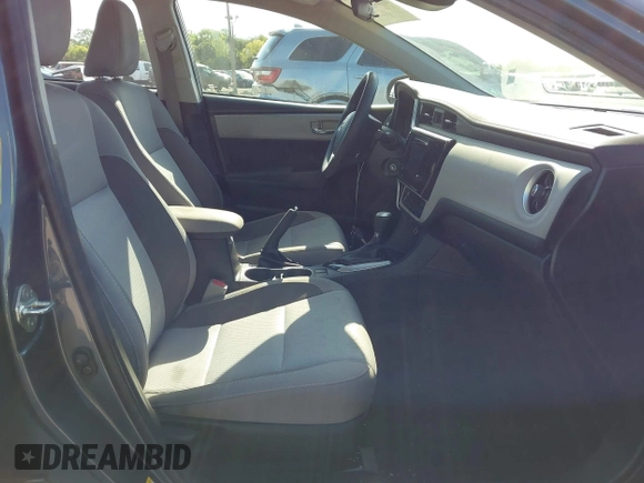 2019 Toyota Corolla L z VIN 2T1BURHE7KC183584, wystawiony jako IAAI lot #41908235 z przebiegiem 110 845 mil mil oraz . Historia ofert i sprzedaży dostępna na DreamBid. Obrazek 5.
