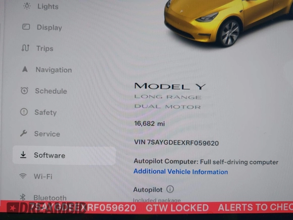 2024 Tesla Model Y Long Range with VIN 7SAYGDEEXRF059620, listed as a IAAI auction lot 42190425 with 16,682 mi miles. Bid and sale history available at carsss.com. Image 15.