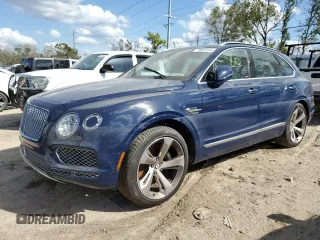 2020 Bentley Bentayga V8 z VIN SJAAM2ZV5LC027993, wystawiony jako Copart lot #75061544 z przebiegiem Nie podano mil oraz Nie do naprawy • Non repairable. Historia ofert i sprzedaży dostępna na DreamBid. Obrazek 1.
