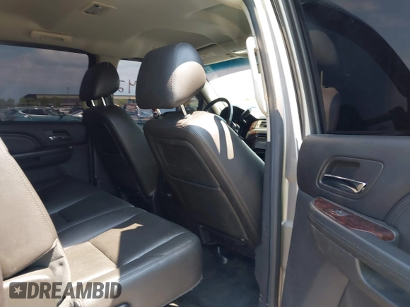 2013 GMC Sierra 2500HD Denali with VIN 1GT125E80DF154320, listed as a IAAI auction lot 42264742 with 171,013 mi miles and . Bid and sale history available at DreamBid. Image 8.