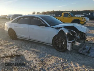 2020 Audi S8 z VIN WAU8SAF82LN004331, wystawiony jako Copart lot #80528434 z przebiegiem 41 383 mil mil oraz Szkody całkowita. Historia ofert i sprzedaży dostępna na DreamBid. Obrazek 4.
