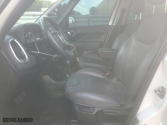 2017 FIAT 500L Trekking with VIN ZFBCFADHXHZ039027, listed as a Copart auction lot 85512304 with NaN miles and Clean Title. Bid and sale history available at carsss.com. Image 7.