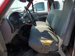 1996 Ford F-150 z VIN 1FTEF15N1TNA27066, wystawiony jako Copart lot #59907955 z przebiegiem 167 251 mil mil oraz Szkoda całkowita • Salvage title. Historia ofert i sprzedaży dostępna na DreamBid. Obrazek 7.