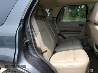2008 Ford Escape Hybrid z VIN 1FMCU49H38KA03178, wystawiony jako Copart lot #59577115 z przebiegiem 223 992 mil mil oraz Szkoda całkowita • Salvage title. Historia ofert i sprzedaży dostępna na DreamBid. Obrazek 11.