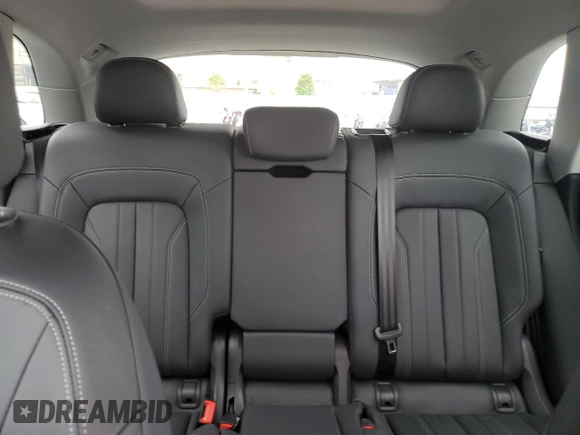 2024 Audi Q5 Premium Plus z VIN WA1BBAFY5R2027549, wystawiony jako Copart lot #55025835 z przebiegiem 31 779 mil mil oraz Szkoda całkowita • Salvage title. Historia ofert i sprzedaży dostępna na DreamBid. Obrazek 10.