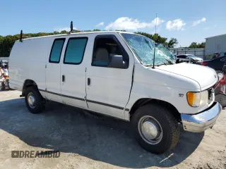 2000 Ford Econoline Cargo with VIN 1FTNS24L1YHB59283, listed as a Copart auction lot 71396664 with 324,800 mi miles and Clean Title. Bid and sale history available at DreamBid. Image 4.