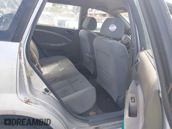 2006 Suzuki Forenza z VIN KL5JD86Z06K325179, wystawiony jako IAAI lot #42507357 z przebiegiem Nie podano mil oraz . Historia ofert i sprzedaży dostępna na DreamBid. Obrazek 8.