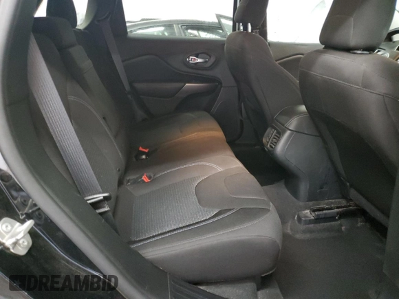 2019 Jeep Cherokee Latitude with VIN 1C4PJLCB9KD396600, listed as a Copart auction lot 59727555 with 125,893 mi miles and Salvage title. Bid and sale history available at DreamBid. Image 11.