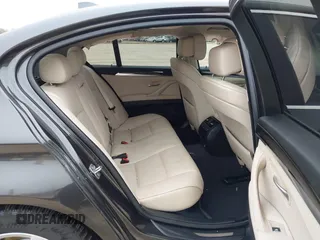 2013 BMW 5 Series 528i xDrive with VIN WBAXH5C50DDW15574, listed as a IAAI auction lot 41572993 with 59,188 mi miles. Bid and sale history available at carsss.com. Image 8.