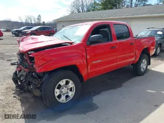 2007 Toyota Tacoma with VIN 5TELU42N07Z322990, listed as a IAAI auction lot 41878990 with 166,953 mi miles. Bid and sale history available at carsss.com. Image 2.
