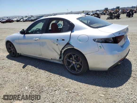 2019 Alfa Romeo Giulia Ti Sport with VIN ZARFAMBN5K7605302, listed as a Copart auction lot 57984495 with 31,372 mi miles and Salvage title. Bid and sale history available at DreamBid. Image 2.