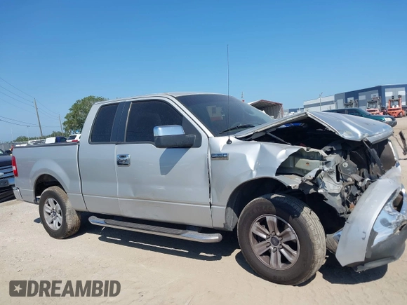 2006 Ford F-150 STX with VIN 1FTRX12W86KB24167, listed as a IAAI auction lot 42063304 with 1 mi miles. Bid and sale history available at carsss.com. Image 12.