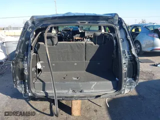 2015 Cadillac Escalade Platinum with VIN 1GYS4PKJ3FR627480, listed as a IAAI auction lot 40821350 with 1 mi miles. Bid and sale history available at carsss.com. Image 16.