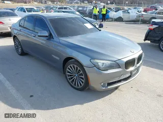 2009 BMW 7 Series 750i with VIN WBAKA83599CY34420, listed as a IAAI auction lot 41448738 with 105,141 mi miles. Bid and sale history available at carsss.com. Image 1.