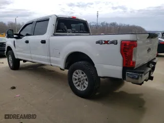2017 Ford Super Duty F-250 SRW Lariat with VIN 1FT7W2B68HEE84623, listed as a Copart auction lot 46884095 with 133,015 mi miles and Salvage Title. Bid and sale history available at carsss.com. Image 2.