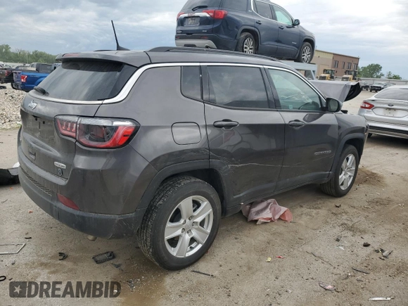 2022 Jeep Compass Latitude with VIN 3C4NJDBB2NT124371, listed as a Copart auction lot 55983855 with Not provided miles and Salvage title. Bid and sale history available at DreamBid. Image 3.
