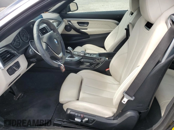 2018 BMW 4 Series 440i z VIN WBA4Z5C57JEE16756, wystawiony jako Copart lot #54753625 z przebiegiem 43 866 mil mil oraz Szkoda całkowita • Salvage title. Historia ofert i sprzedaży dostępna na DreamBid. Obrazek 7.