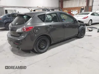 2011 Mazda Mazda3 s Sport with VIN JM1BL1K63B1467613, listed as a IAAI auction lot 41696255 with 162,768 mi miles. Bid and sale history available at carsss.com. Image 4.