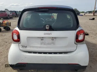 2016 Smart fortwo Passion with VIN WMEFJ5DA2GK140588, listed as a Copart auction lot 57504315 with 59,145 mi miles and Salvage title. Bid and sale history available at DreamBid. Image 6.