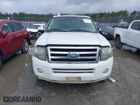 2011 Ford Expedition Limited with VIN 1FMJU1K56BEF19871, listed as a IAAI auction lot 41612117 with 246,367 mi miles. Bid and sale history available at carsss.com. Image 12.