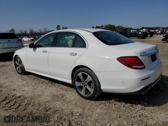 2020 Mercedes-Benz E-Class E 350 with VIN WDDZF8DBXLA747304, listed as a Copart auction lot 44607655 with 52,812 mi miles and Salvage Title. Bid and sale history available at carsss.com. Image 2.
