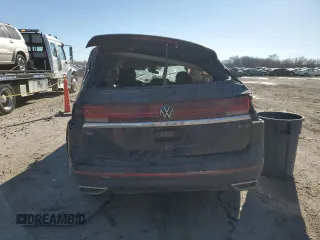 2024 Volkswagen Atlas SE with VIN 1V2LR2CA8RC515082, listed as a Copart auction lot 42556065 with Not provided miles and Salvage title. Bid and sale history available at DreamBid. Image 6.