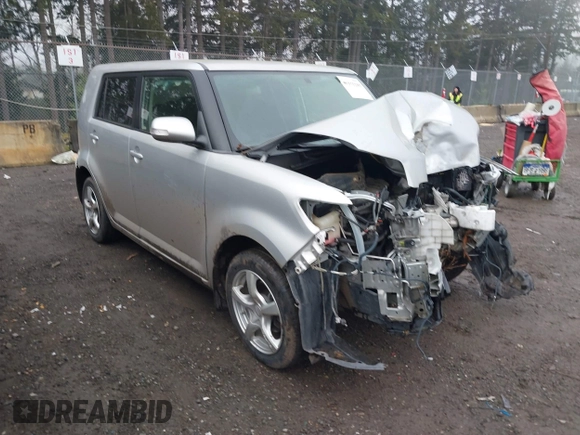 2015 Scion xB with VIN JTLZE4FE6FJ067616, listed as a IAAI auction lot 41372242 with 1 mi miles. Bid and sale history available at carsss.com. Image 1.