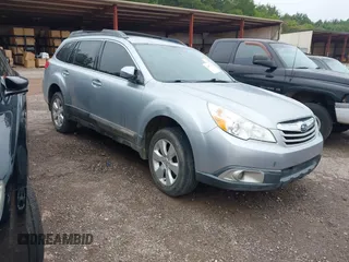 2012 Subaru Outback 2.5i z VIN 4S4BRCAC4C3205599, wystawiony jako IAAI lot #42437466 z przebiegiem 200 105 mil mil oraz . Historia ofert i sprzedaży dostępna na DreamBid. Obrazek 1.