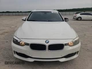 2015 BMW 3 Series 328i z VIN WBA3C1C51FK120871, wystawiony jako Copart lot #58486625 z przebiegiem 99 749 mil mil oraz Czysty tytuł • Clean title. Historia ofert i sprzedaży dostępna na DreamBid. Obrazek 5.