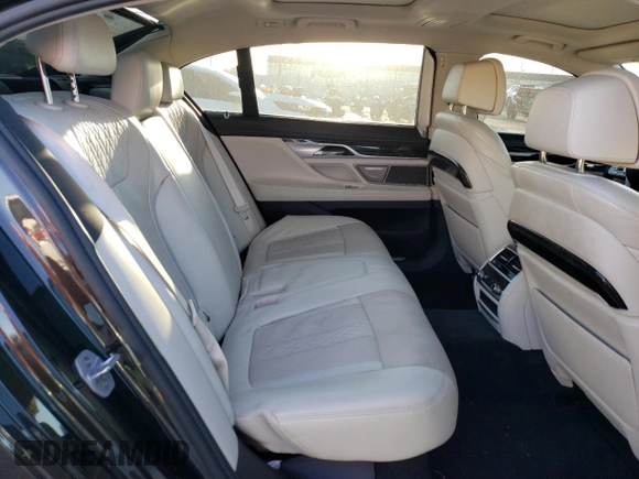 2016 BMW 7 Series 740i with VIN WBA7E2C59GG504533, listed as a Copart auction lot 77122283 with 68,209 mi miles. Bid and sale history available at carsss.com. Image 10.