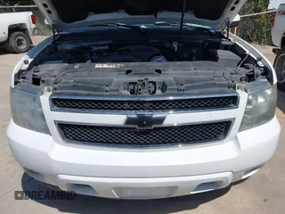 2007 Chevrolet Tahoe LS with VIN 1GNFC13007R310861, listed as a IAAI auction lot 42621401 with 241,291 mi miles and . Bid and sale history available at DreamBid. Image 10.