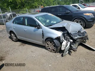 2007 Volkswagen Jetta Wolfsburg Edition z VIN 3VWEF71K07M168433, wystawiony jako Copart lot #60796705 z przebiegiem Nie podano mil oraz Szkoda całkowita • Salvage title. Historia ofert i sprzedaży dostępna na DreamBid. Obrazek 4.