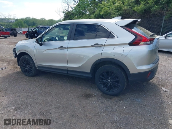 2023 Mitsubishi Eclipse Cross LE z VIN JA4ATVAA6PZ000696, wystawiony jako IAAI lot #42216219 z przebiegiem 83 031 mil mil oraz . Historia ofert i sprzedaży dostępna na DreamBid. Obrazek 3.