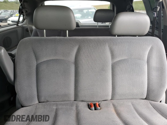 2005 Dodge Caravan SE with VIN 1D4GP24R45B273262, listed as a Copart auction lot 59026005 with 215,054 mi miles and Salvage title. Bid and sale history available at DreamBid. Image 10.