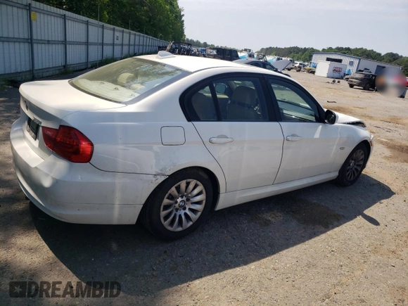 2009 BMW 3 Series 328i with VIN WBAPH77569NL84073, listed as a Copart auction lot 52185535 with 114,929 mi miles and Salvage Title. Bid and sale history available at carsss.com. Image 3.